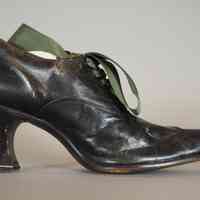 Shoes - Image 6