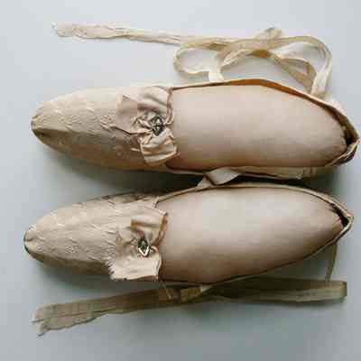 Shoe