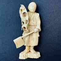 Okimono Figurine - Image 2