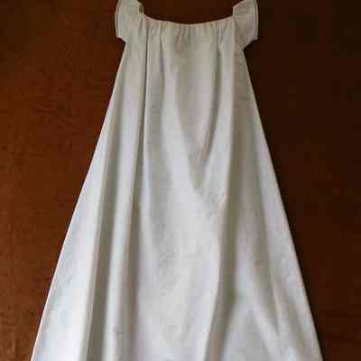 Gown, Cooler