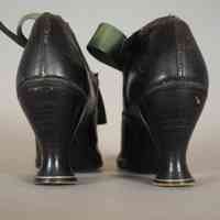 Shoes - Image 8