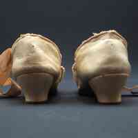 Slippers - Image 8