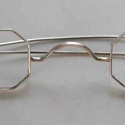 Spectacles