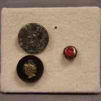 Button - Image 3