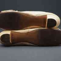 Slippers - Image 9