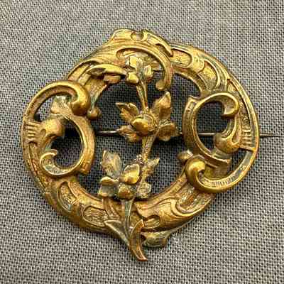 Brooch