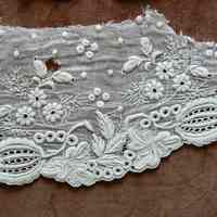 Collar - Image 2