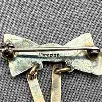 Brooch - Image 4