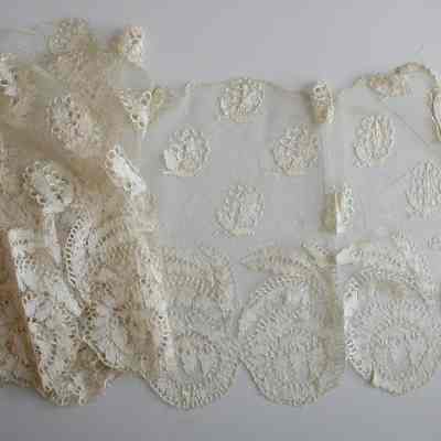 Notion, Lace