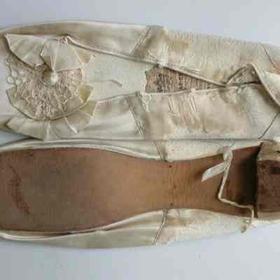Shoe
