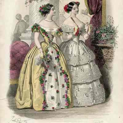 2 Ladies in Elegant Ballroom