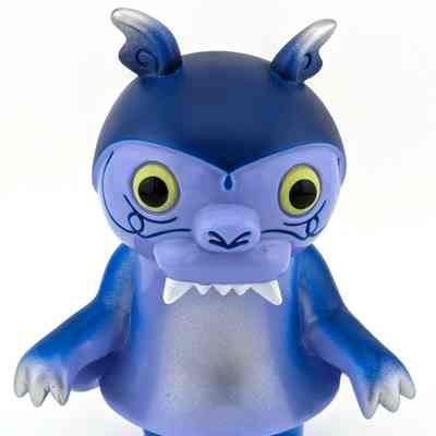 Monster Family Steven the Bat