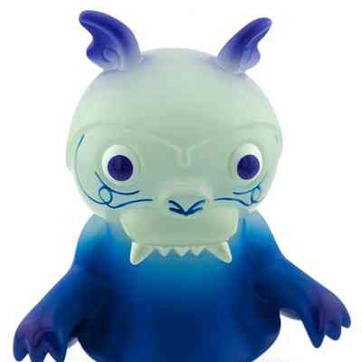 Monster Family Steven the Bat