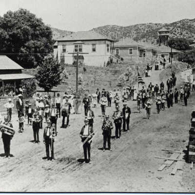Parade on Ninth street - intersection of 3rd. St.