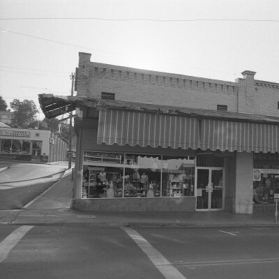 S. Washington St., Sonora