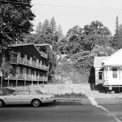 S. Washington St., Sonora