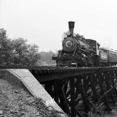 Sierra Railroad engine no. 28