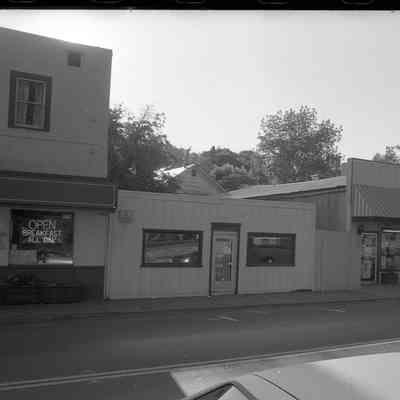 279, 289, 291, 301, S. Washington St., Sonora