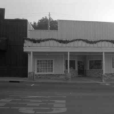 99 N. Washington St., Sonora