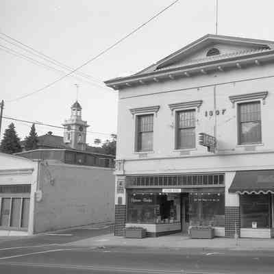 N. Washington St., Sonora