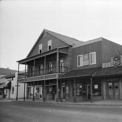 S. Washington St., Sonora