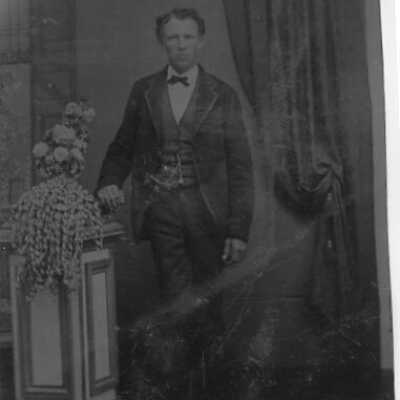 Portrait - Unidentified man