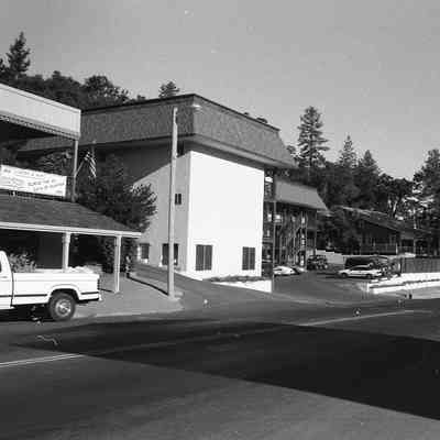 S. Washington St., Sonora