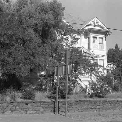 S. Washington St., Sonora