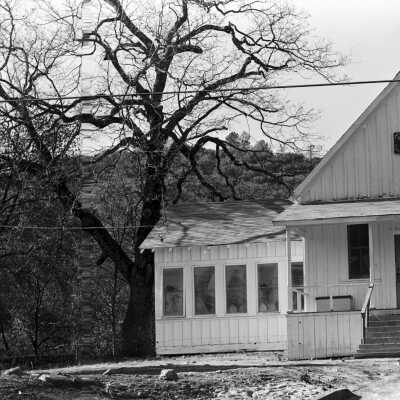 Arastraville School