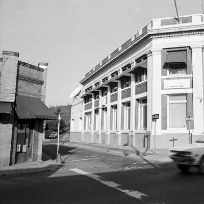 S. Washington St., Sonora