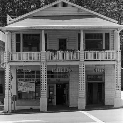 132 - 134 N. Washington St.