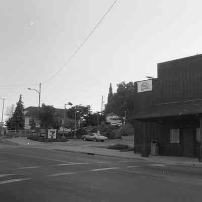 125 N. Washington St., 7-11 Food Store, Sonora