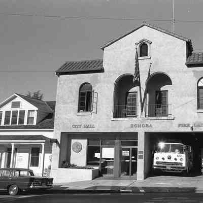 N. Washington St., Sonora