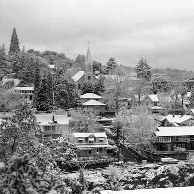 Sonora overview from W. Church St.