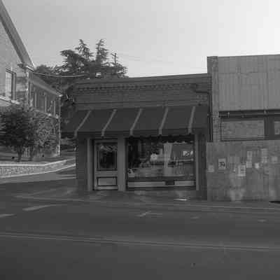 S. Washington St., Sonora