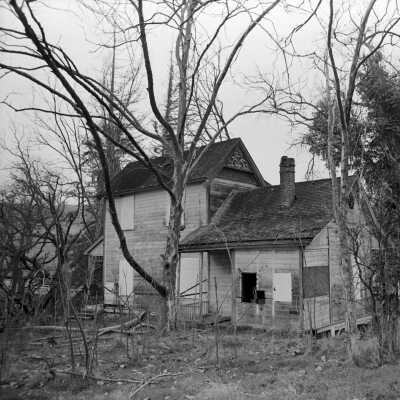 Knights Ferry Bridge house