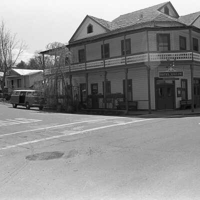 Willow Hotel, Jamestown