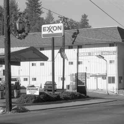 S. Washington St., Sonora