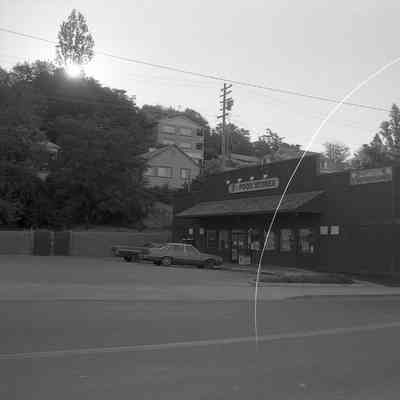 N. Washington St., Sonora 7-Eleven convenience store
