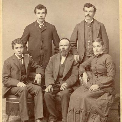 Portrait Unidentified Family