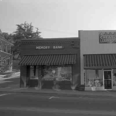 S. Washington St., Sonora