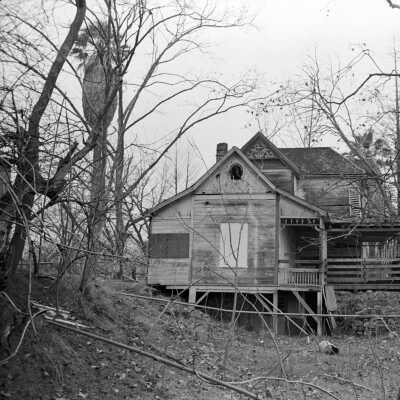 Knights Ferry Bridge house