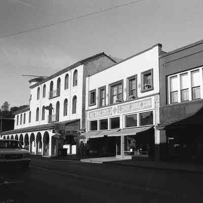 S. Washington St., Sonora