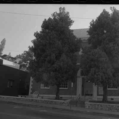 9 N. Washington St. Veterans Memorial Hall, Sonora