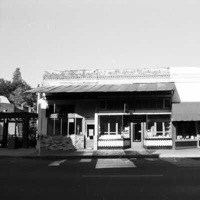 S. Washington St., Sonora