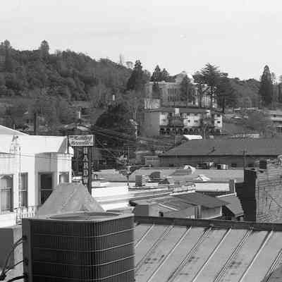 Sonora rooftops on Washington St. and the Dome.