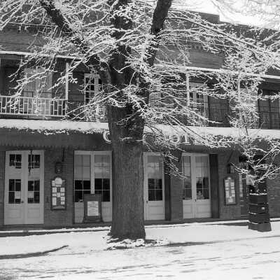 City Hotel, Columbia in Snow