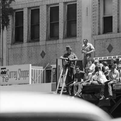Mother Lode Parade spectators