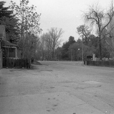 Jamestown, Main St., south end