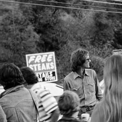 Filming Movie - Peter Fonda